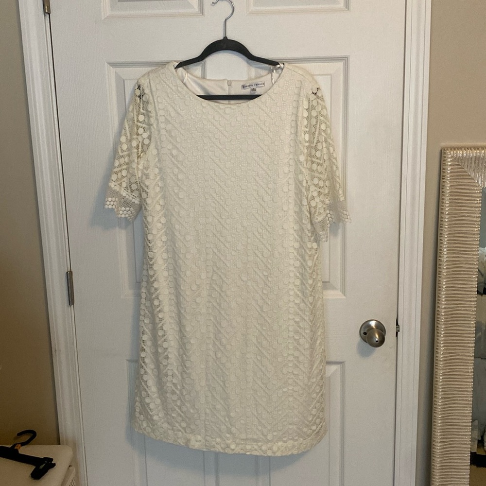 Sandra Darren White Lace Dress